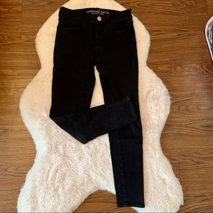 American Eagle- HI-RISE JEGGING